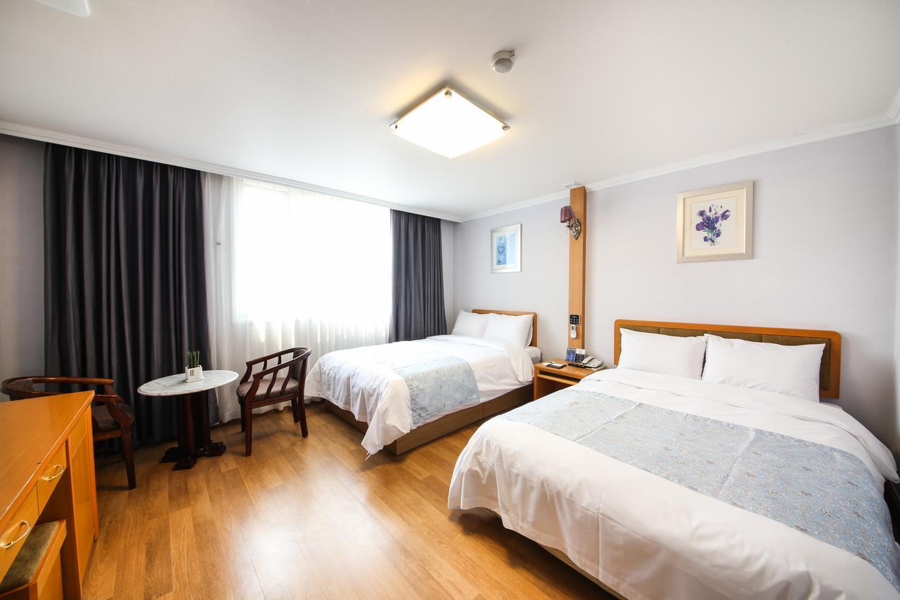 ยูโทเปีย ทัวริสต์ โฮเต็ล Hotel ปูซาน ภายนอก รูปภาพ