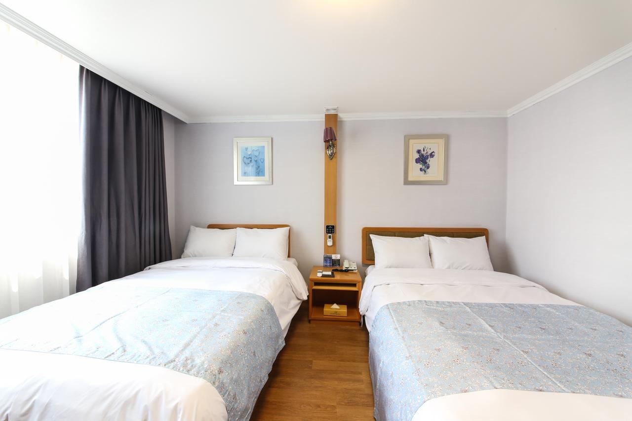 ยูโทเปีย ทัวริสต์ โฮเต็ล Hotel ปูซาน ภายนอก รูปภาพ